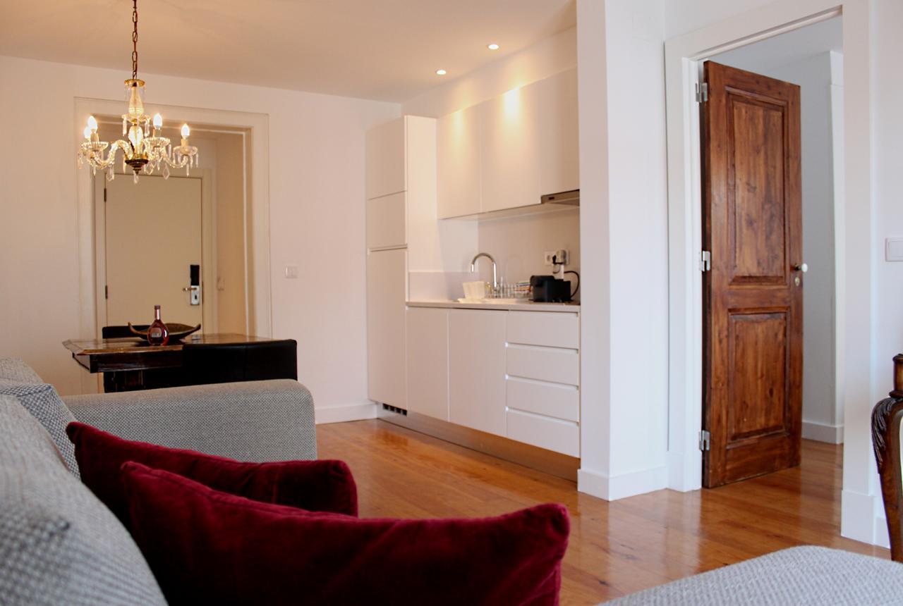 54 Santa Catarina Apartments ลิสบอน ภายนอก รูปภาพ